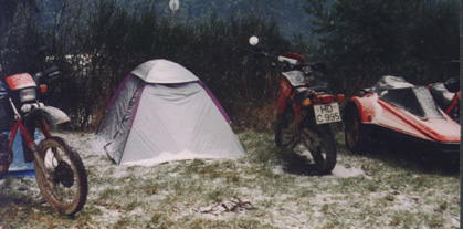 zelten im winter, altes elefantentreffen, xl 250 r, xl 350 r, kalte nacht, nürburgring, motorradtour