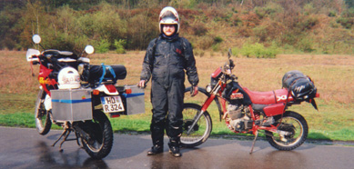 bernd tesch, tesch-treffen, tesch, treffen, moppeds, zelt, bier, traveller, dominator, bmw gs, africa twin